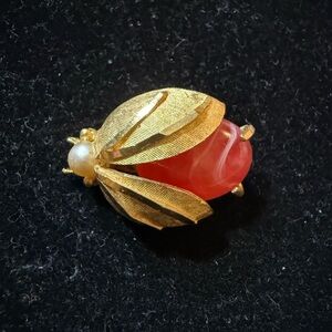 Vintage BSK Goldtone Faux Coral & Pearl Jelly Belly Bee Brooch - Marked